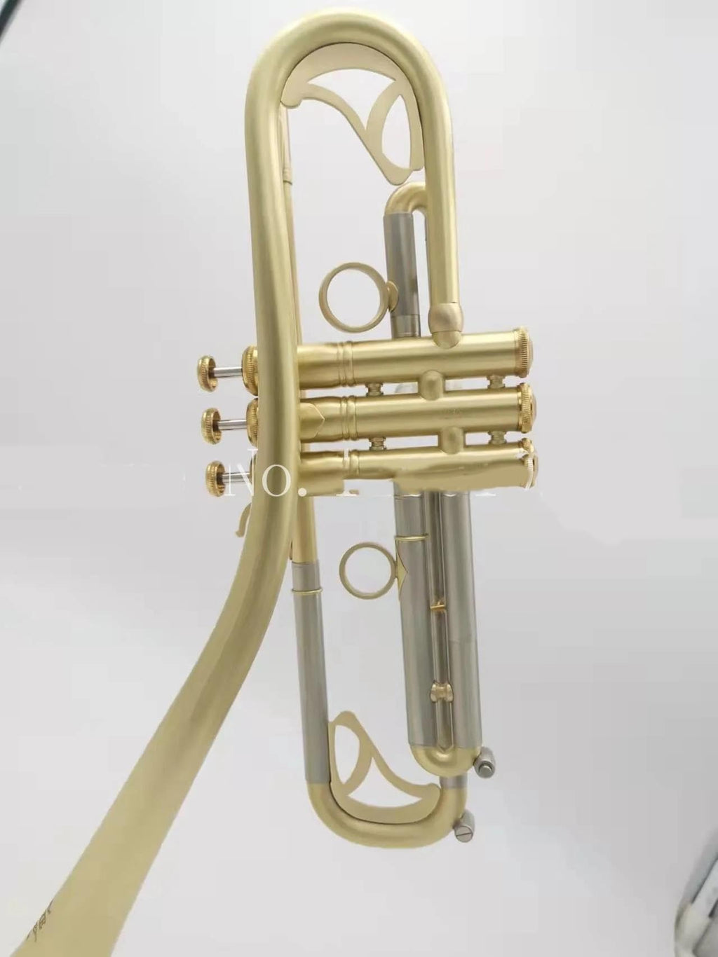 Bb Trumpet with Case and Mouthpiece T4731
