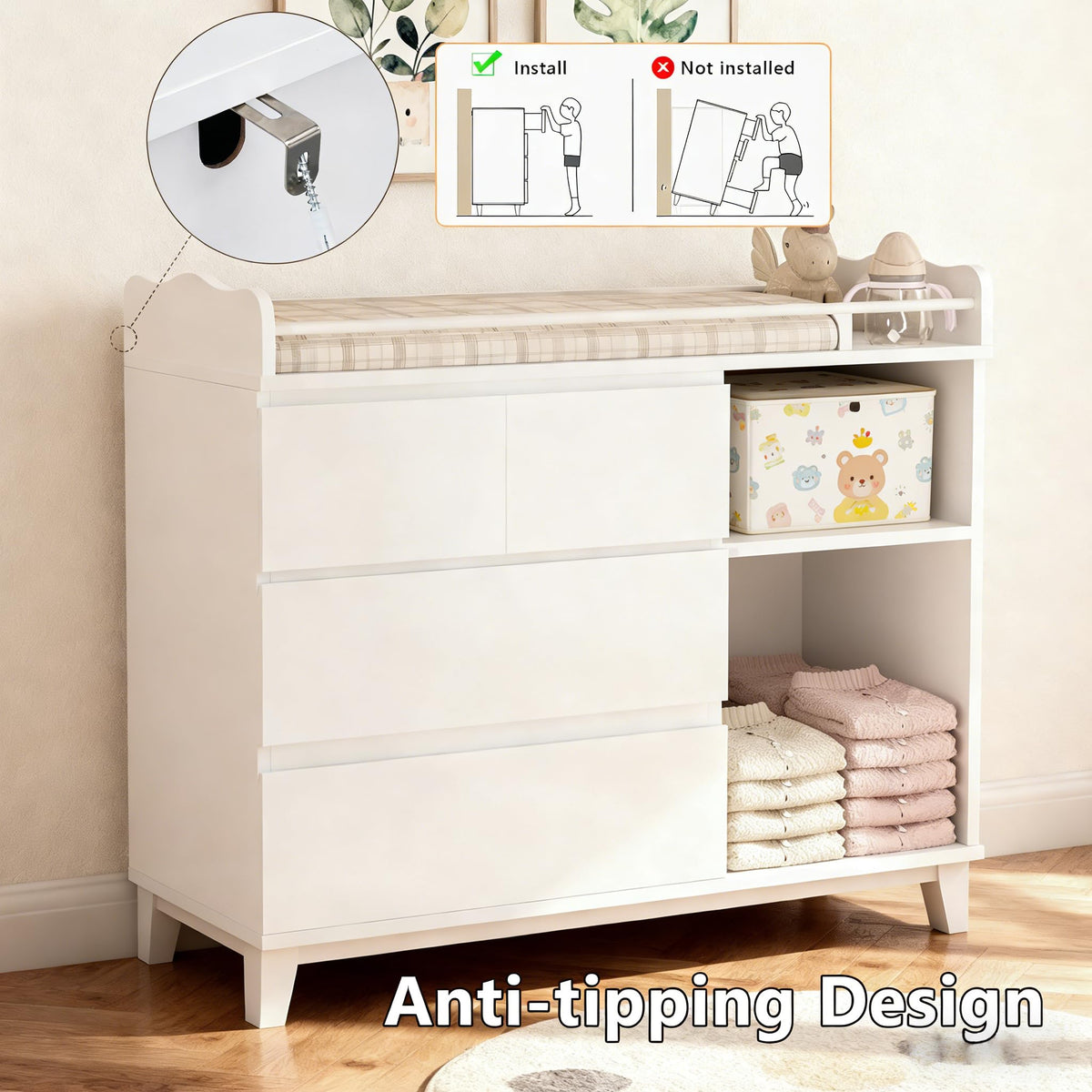 White Baby Changing Table with 4 Drawers U727287